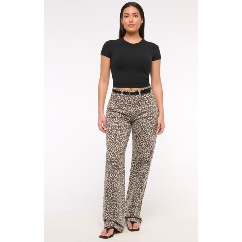 Abercrombie & Fitch Curve High Rise 90s Relaxed Wide Leg Leopard Jeans Women 27